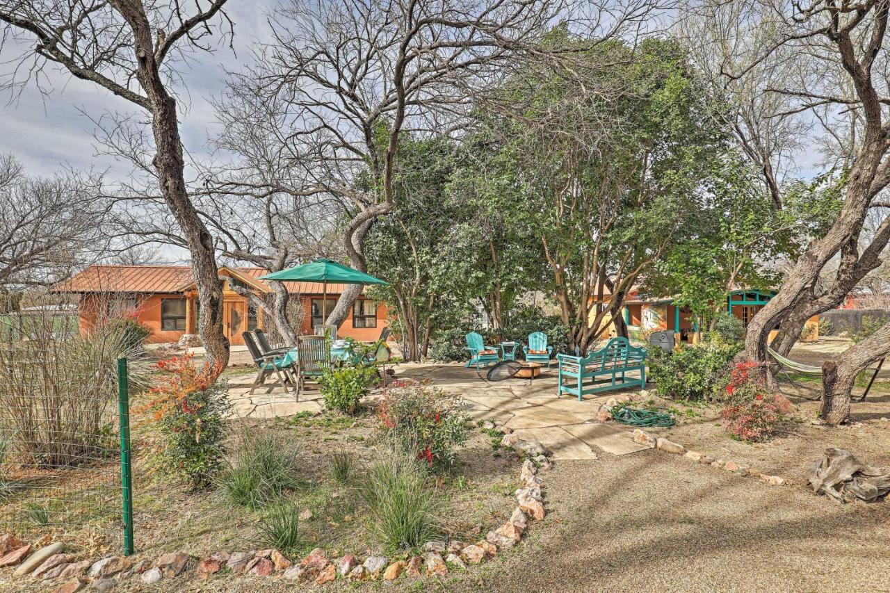 Casa Paloma 1 - Artsy Studio With Hot Tub Access! Patagonia Eksteriør bilde